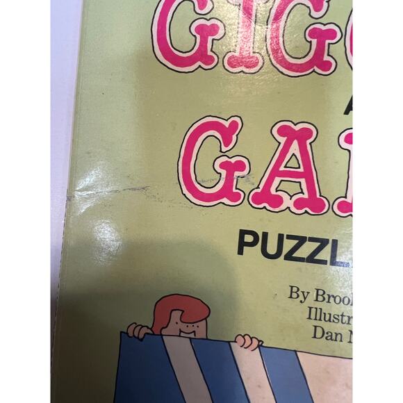 Vintage Giggles & Games Puzzle Book 1977 Used - Picture 2 of 7